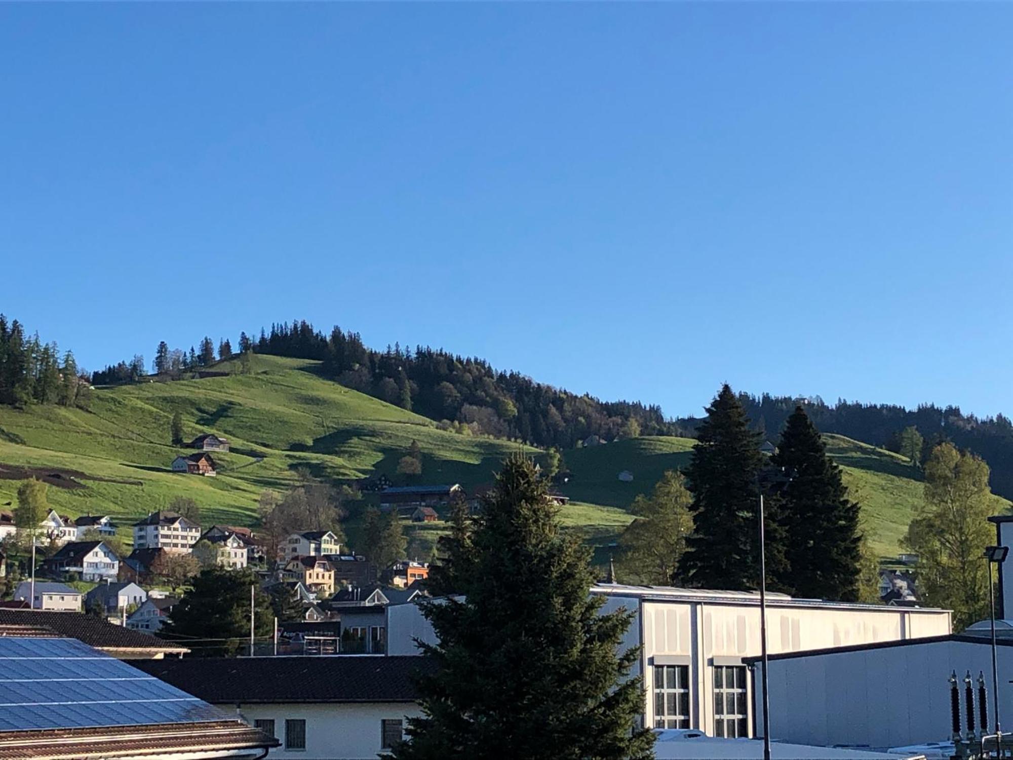Apartment Mit Aussicht Gais