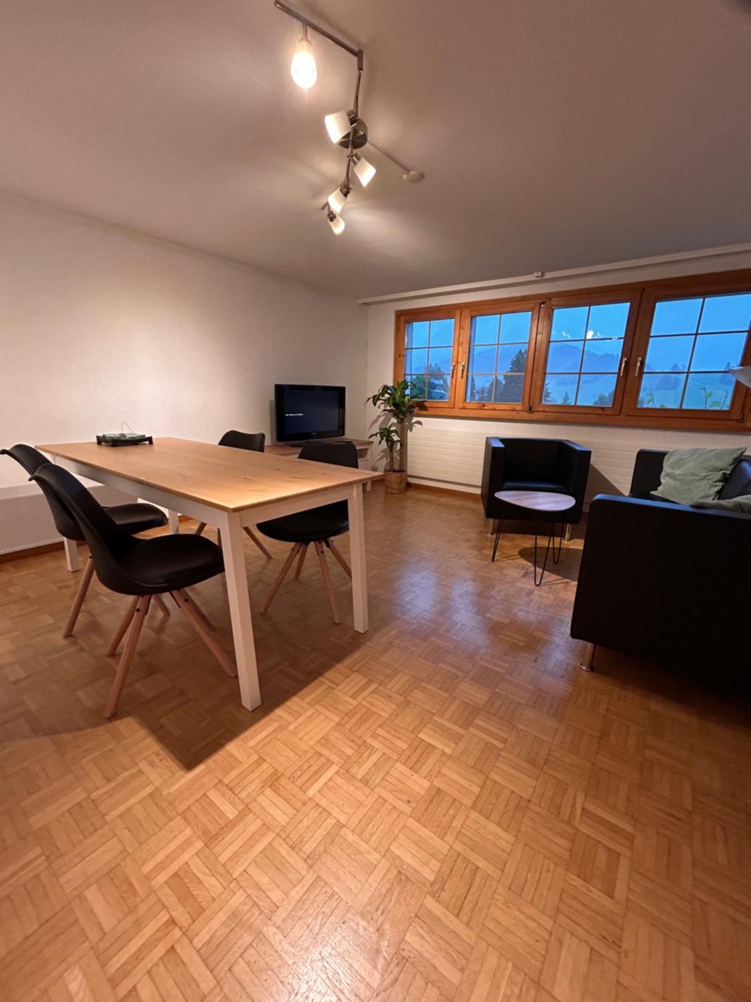 Apartment Mit Aussicht Gais